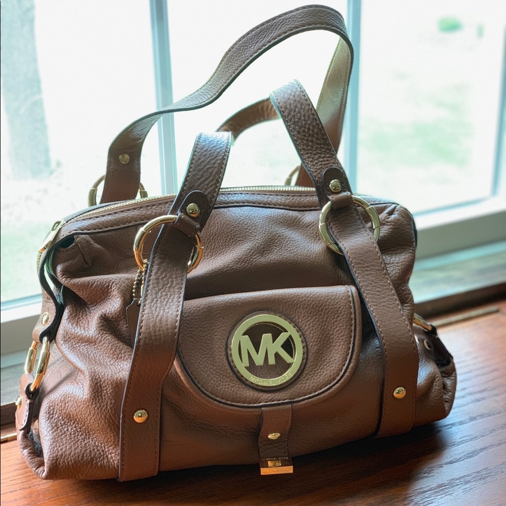 Brown leather Michael Kors purse